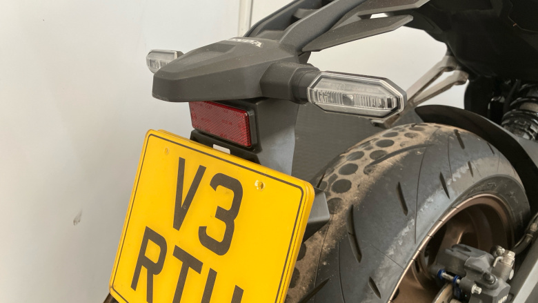 Honda CB650R E-Clutch (24MY)